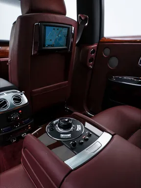 Rolls-Royce Ghost 2011