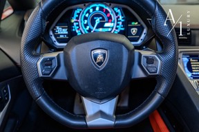 Lamborghini Aventador 2012