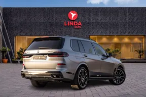 BMW X7 40 2025