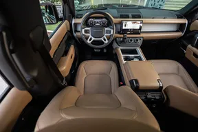 Land Rover Defender 110 2025