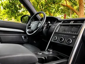 Land Rover Discovery 2020