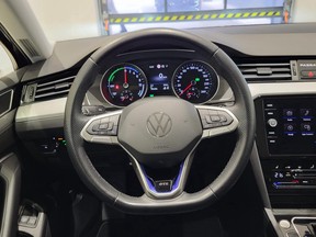 Volkswagen Passat GTE 2021