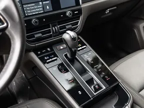 Porsche Macan 2024