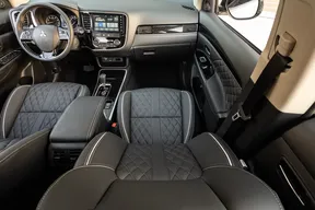 Mitsubishi Outlander / Airtek 2022