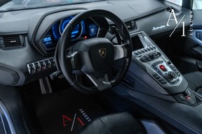 Lamborghini Aventador 2012