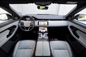 Land Rover Range Rover Evoque 2023