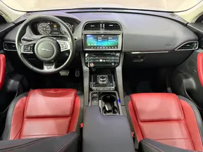 Jaguar F-Pace 2019