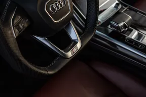 Audi SQ8 2023