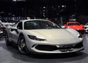 Ferrari 296 GTS 2024