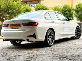 BMW 3 Series 330 2020