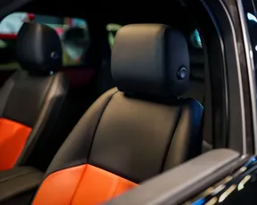 Land Rover Range Rover Velar 2025