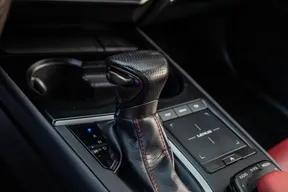 Lexus UX 200 2022
