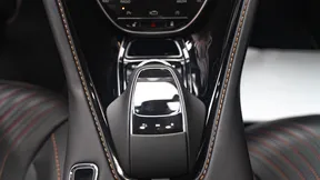 Aston Martin DB11 2017