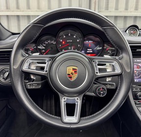 Porsche 911 Targa 4 GTS 2019