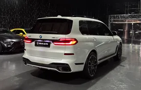 BMW X7 40 2025