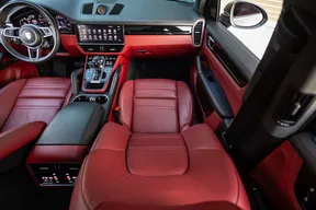 Porsche Cayenne 2023