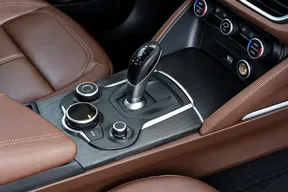 Alfa Romeo Stelvio 2020