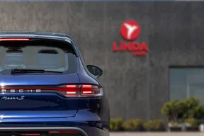 Porsche Macan S 2024