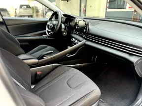 Hyundai Elantra / Avante 2025
