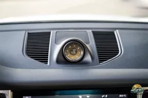 Porsche Macan 2022