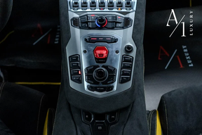 Lamborghini Aventador 2013