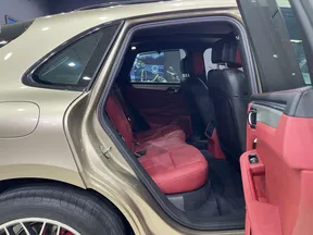 Porsche Macan GTS 2017