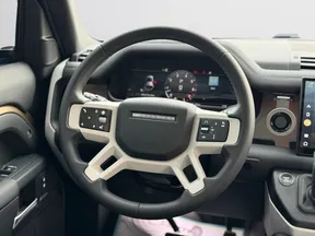 Land Rover Defender 110 2025