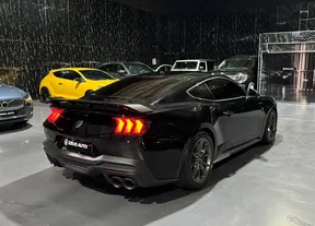 Ford Mustang Dark Horse 2024