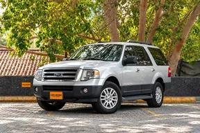 Ford Expedition Limo 2014