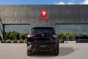 Nissan Pathfinder 2024