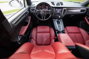 Porsche Macan GTS 2017