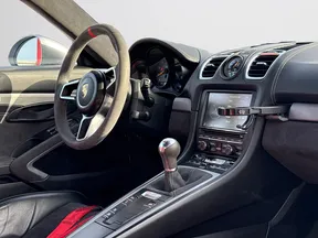 Porsche Cayman 718 GT4 2016