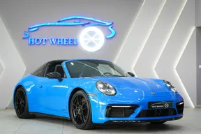Porsche 911 Targa 4 GTS 2024