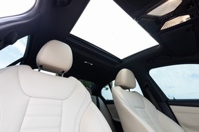 BMW 3 Series 330 2019