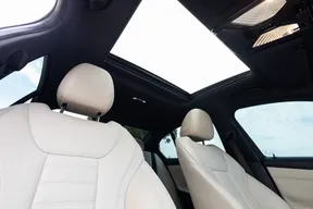 BMW 3 Series 330 2019