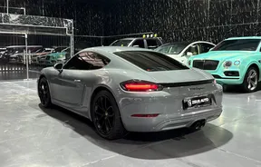 Porsche Cayman 718 2023