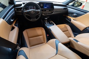 Lexus ES 350 2023