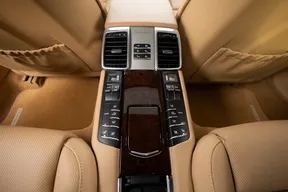 Porsche Panamera Turbo 2010