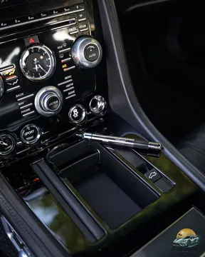 Aston Martin DBS 2012