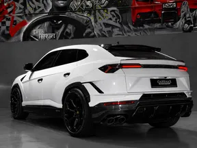 Lamborghini Urus 2024