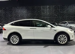 Tesla Model X 2018
