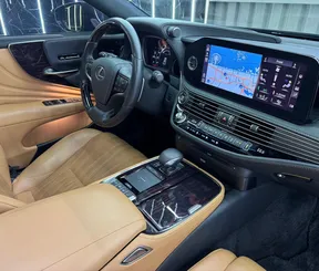 Lexus LS 500 2024