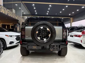 GMC Hummer EV 2024