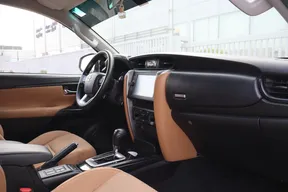Toyota Fortuner 2022