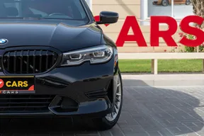 BMW 3 Series 330 2019