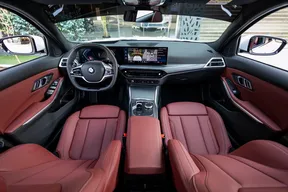 BMW 3 Series 318 2025