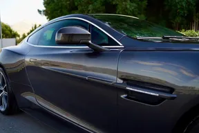 Aston Martin Vanquish 2016