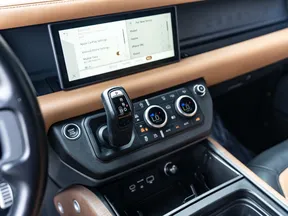 Land Rover Defender 110 2021