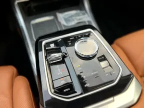 BMW 7 Series 735 2025