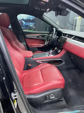 Jaguar F-Pace 2022